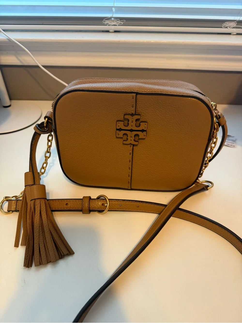 Tory Burch Small Camera Crossbody in Tan with Tassel - Picture 1 of 4
